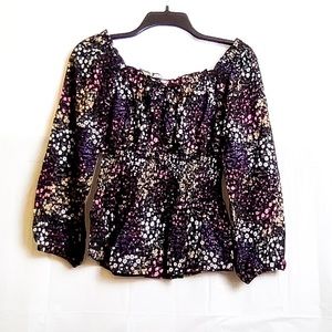 🌺 3/$21 No Boundaries Black Floral Peasant Top